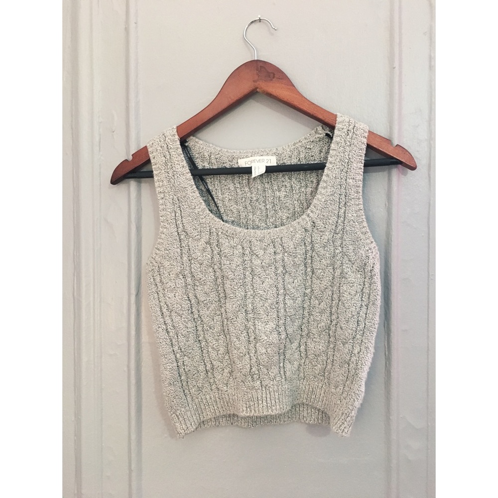 Cropped sweater vest 🌻